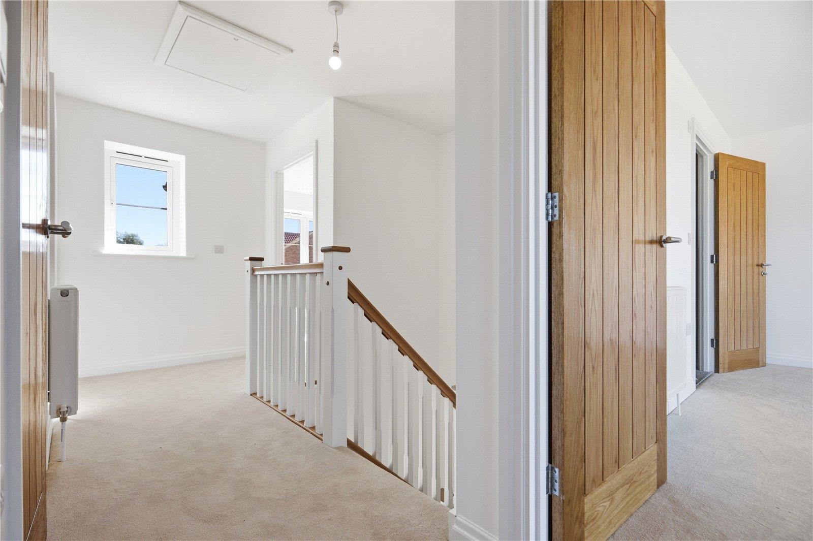 Property Image 4b89ef87-a74c-4f76-8048-a5a057ffc2c5