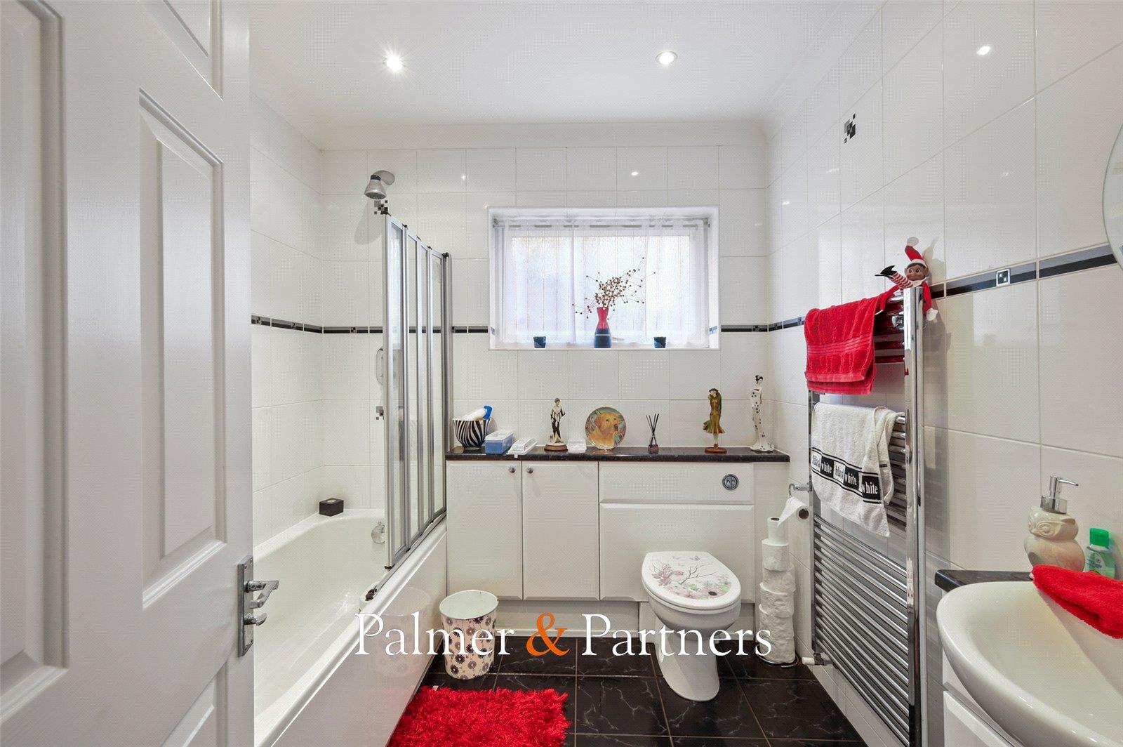 Property Image 4b8bef16-a2d9-4401-b13c-f5d8048253d0