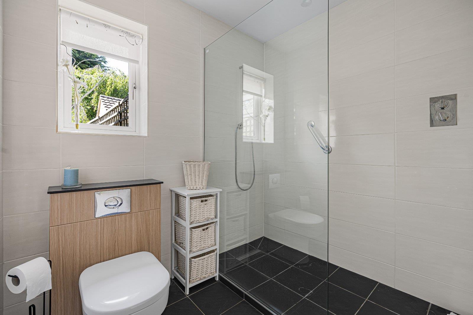 Property Image 4b943386-cfc6-4809-8693-cb693dfb64c8