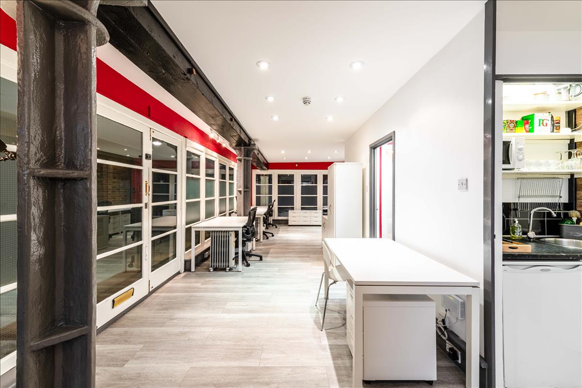 Property Image 4baf9a6b-0126-4e55-9e58-9a5b94aca5d7