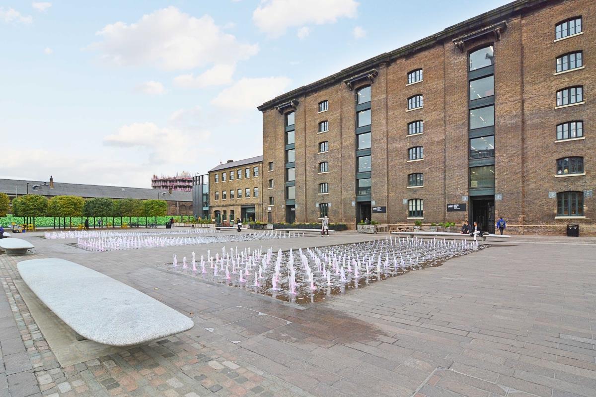 Incredible two bed two bath new build apartment for rent in Tapestry Building N1C