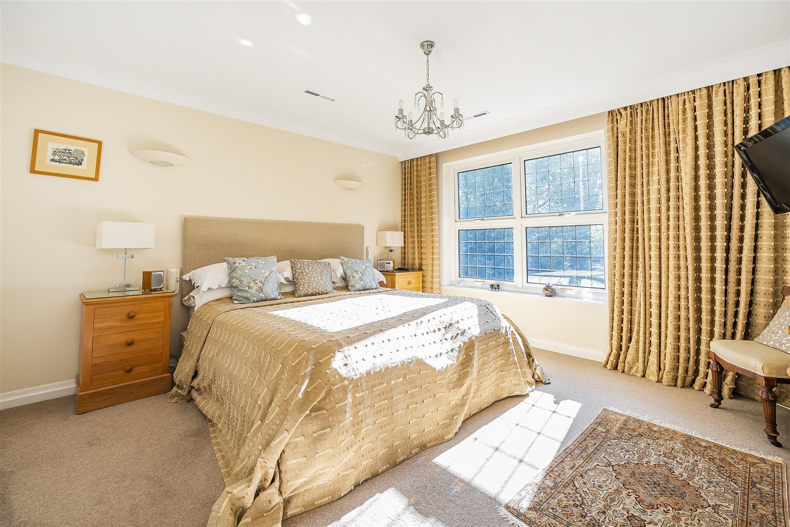 Property Image 4bc543e9-3e5d-4337-8f9b-fb02512b242d
