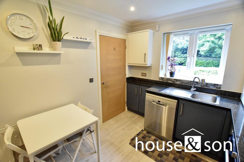 Property Image 4bc8ac8d-4380-40ba-95ea-0fcc972a193e