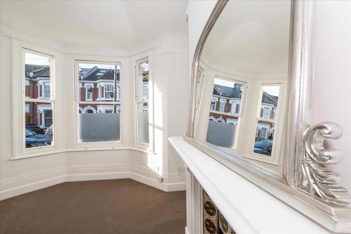 Property Image 4be672be-cf95-4c3e-b1b4-a95cbbad6311