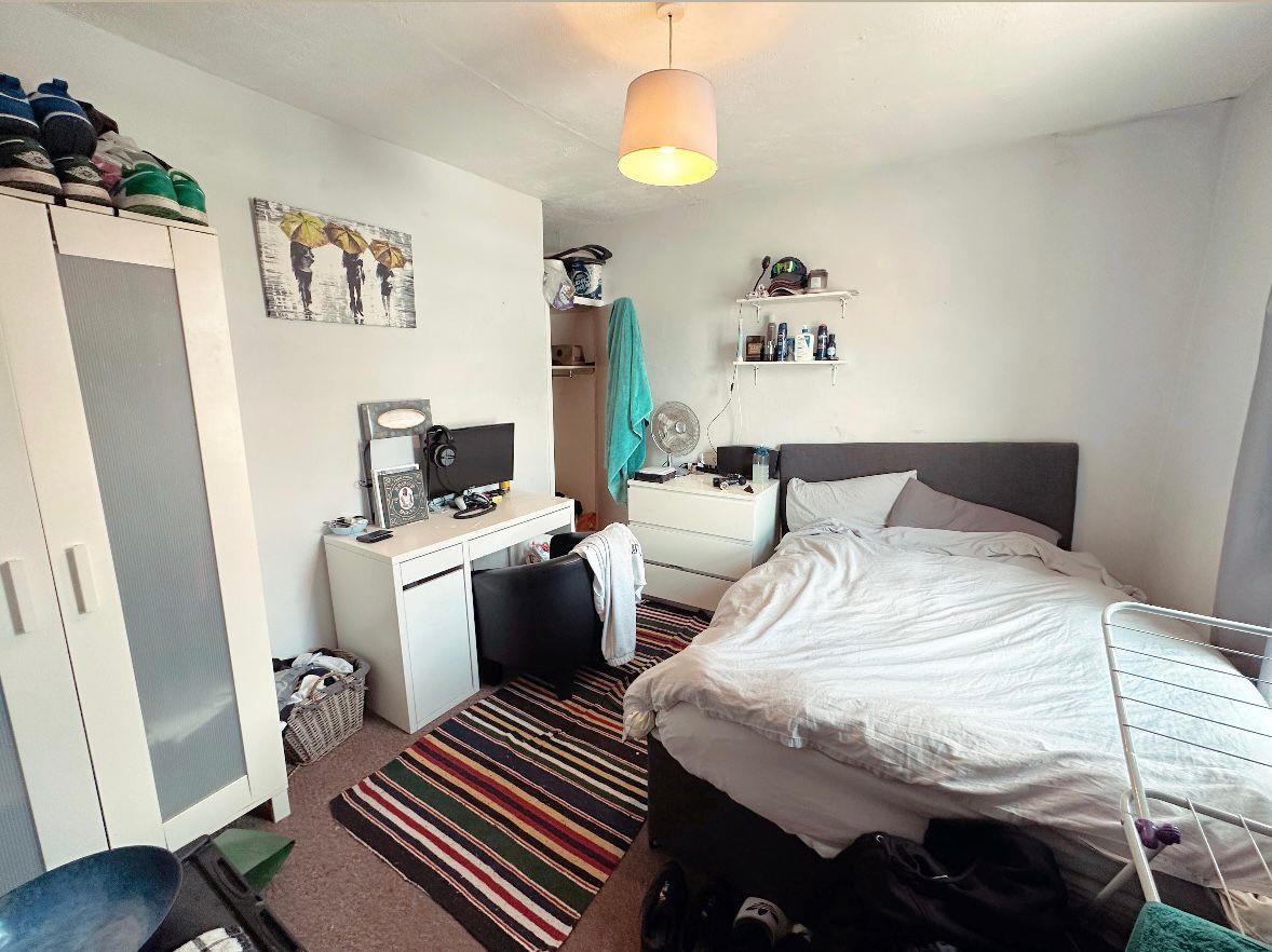 Property Image 4be97121-624f-402a-9083-f37863f12d48