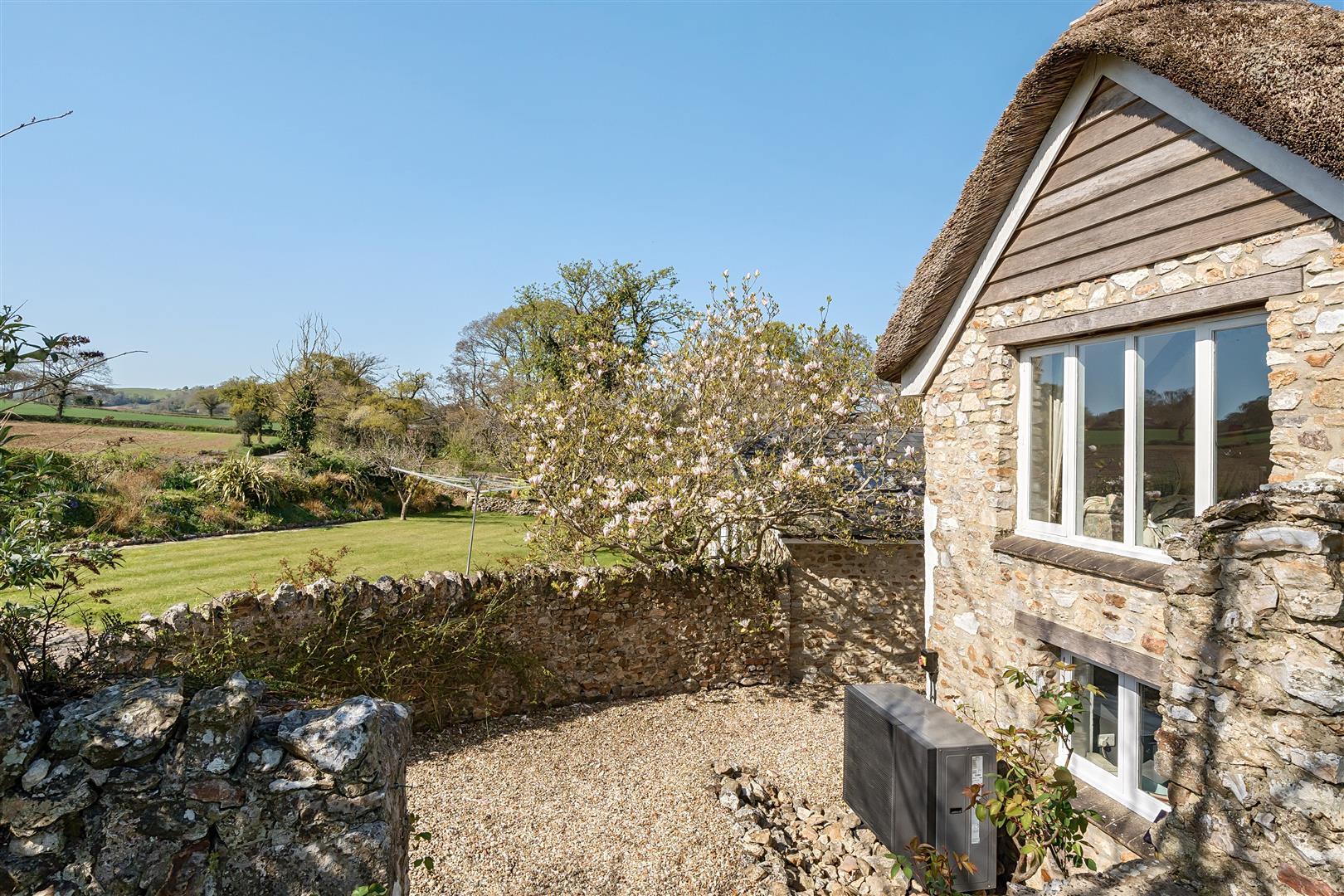 Property Image 4bebdf34-c0c3-4cd0-9a26-5e46565a7d96