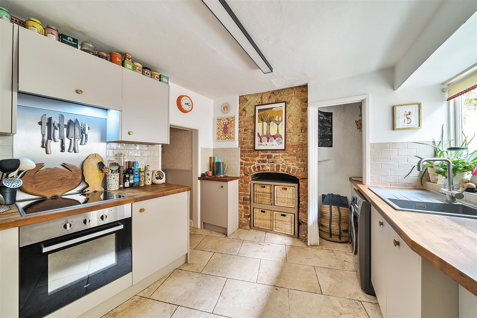 Property Image 4bf002eb-8507-4a91-8bb7-8576603905b5