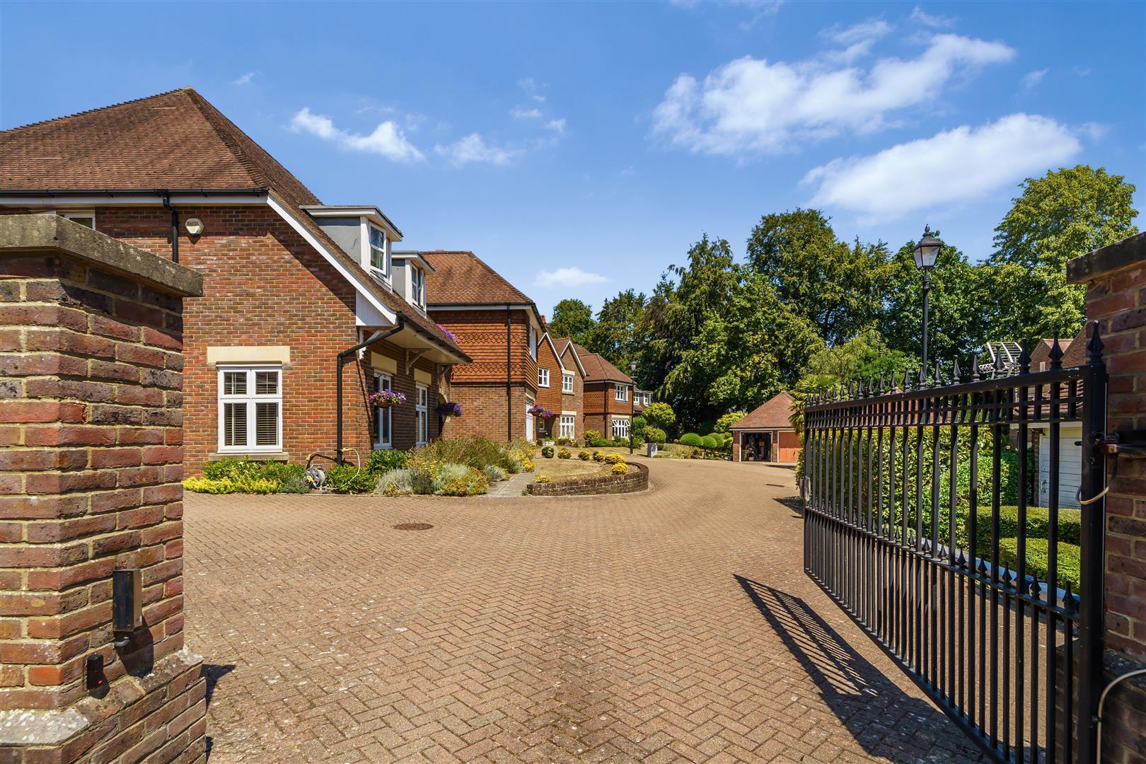 Property Image 4bf0cc2e-0674-4be0-96d2-067a8b92bfc1