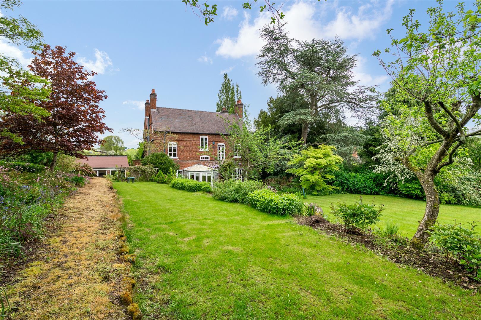 Property Image 4bf5751b-a751-4fda-9aaa-9e2baf277eee