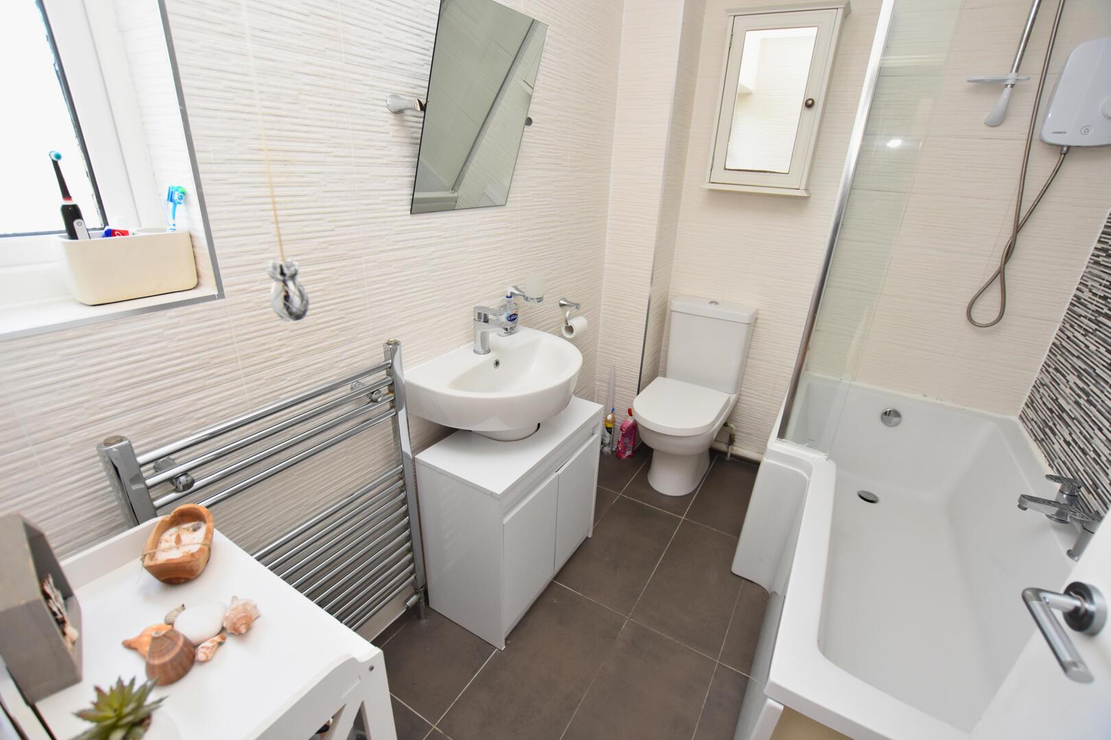 Property Image 4bf8e2e3-7955-4d39-84c1-684eec20adbb