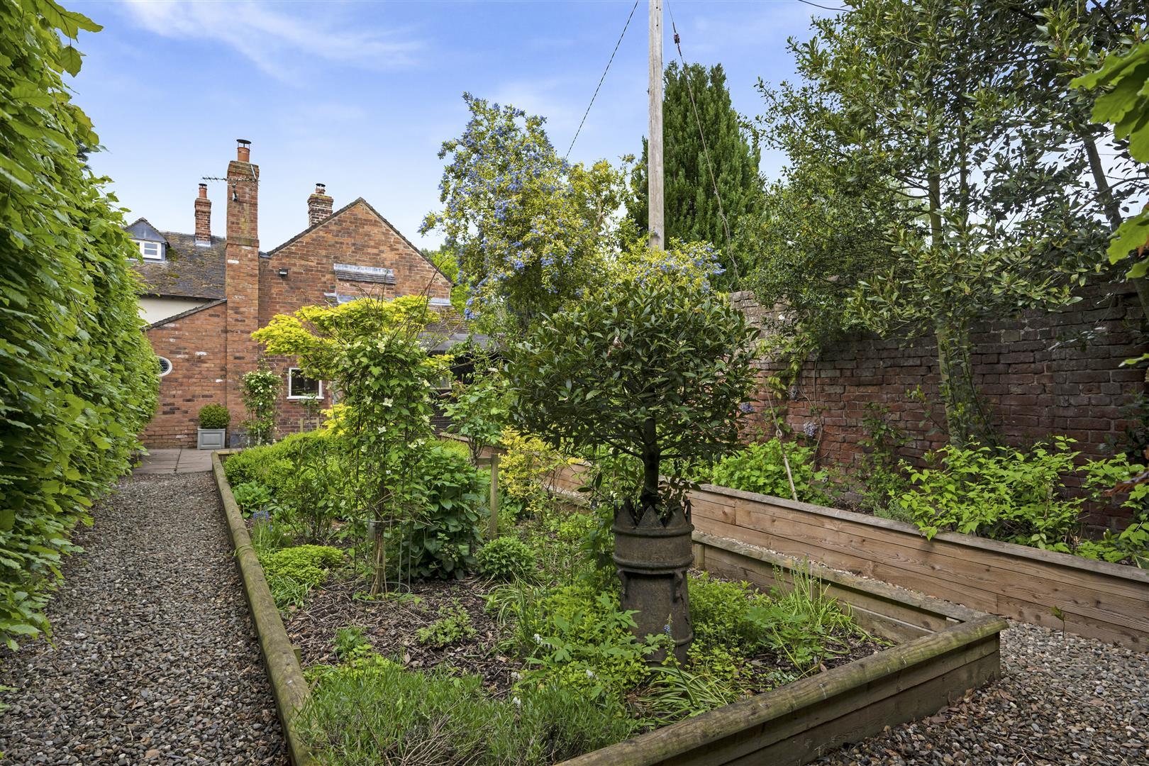 Property Image 4c0e6e48-0d13-46aa-8e8a-eacfc5b27a7f