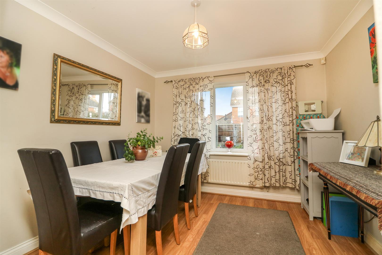 Property Image 4c2d620c-0ecc-4fde-a8ea-77aeb0464cf8
