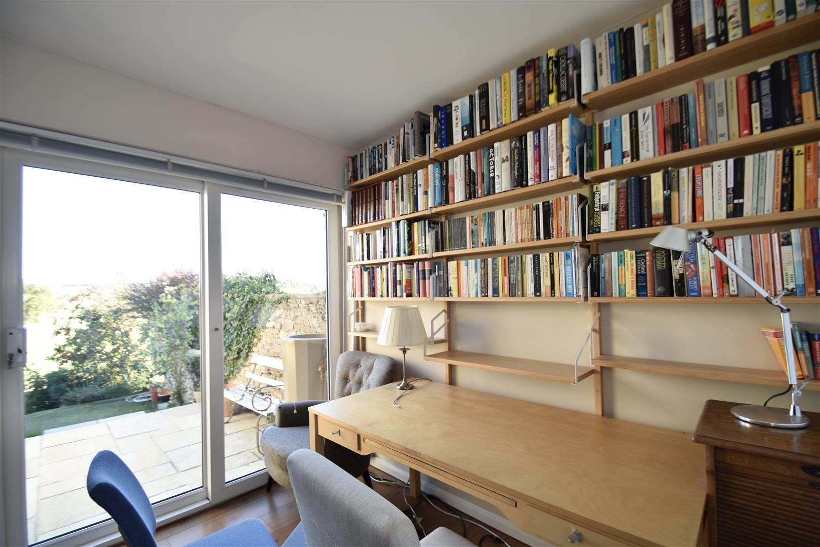 Property Image 4c2fac98-f32d-4579-be3f-c68e098b808f
