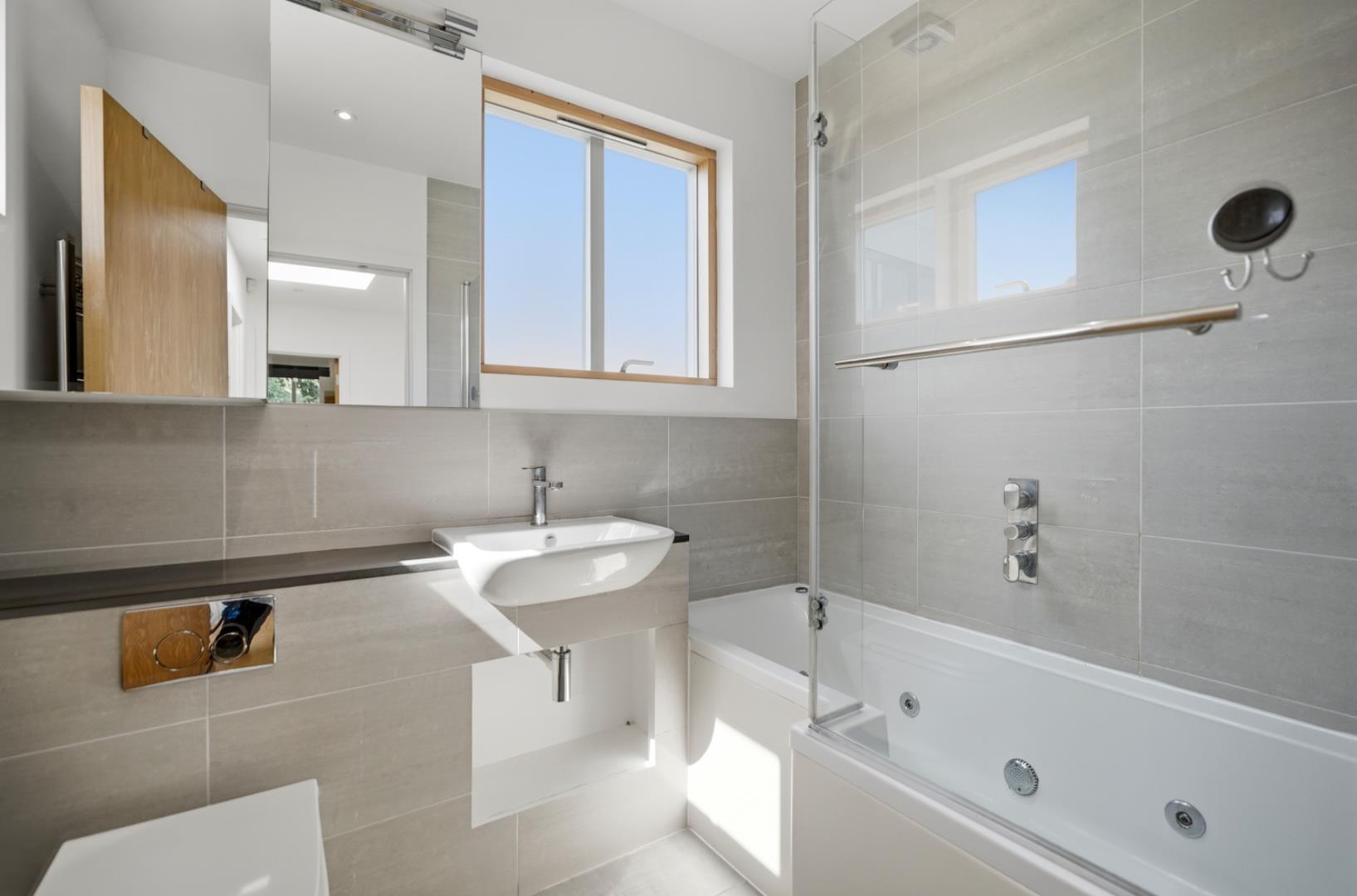 Property Image 4c3a5423-fb0d-43e6-aea2-ed3dac653ef7