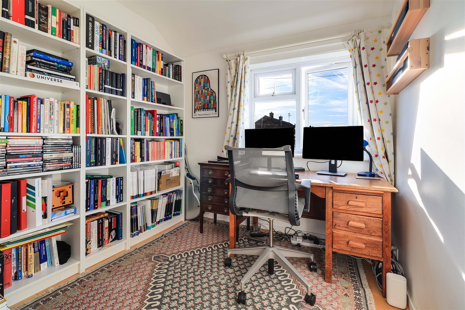 Property Image 4c46e785-b4b5-49d3-adaa-5f4284578efc