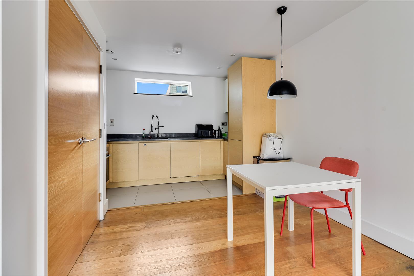 Property Image 4c482d19-9db5-48e8-bd3f-ec400d65df6b