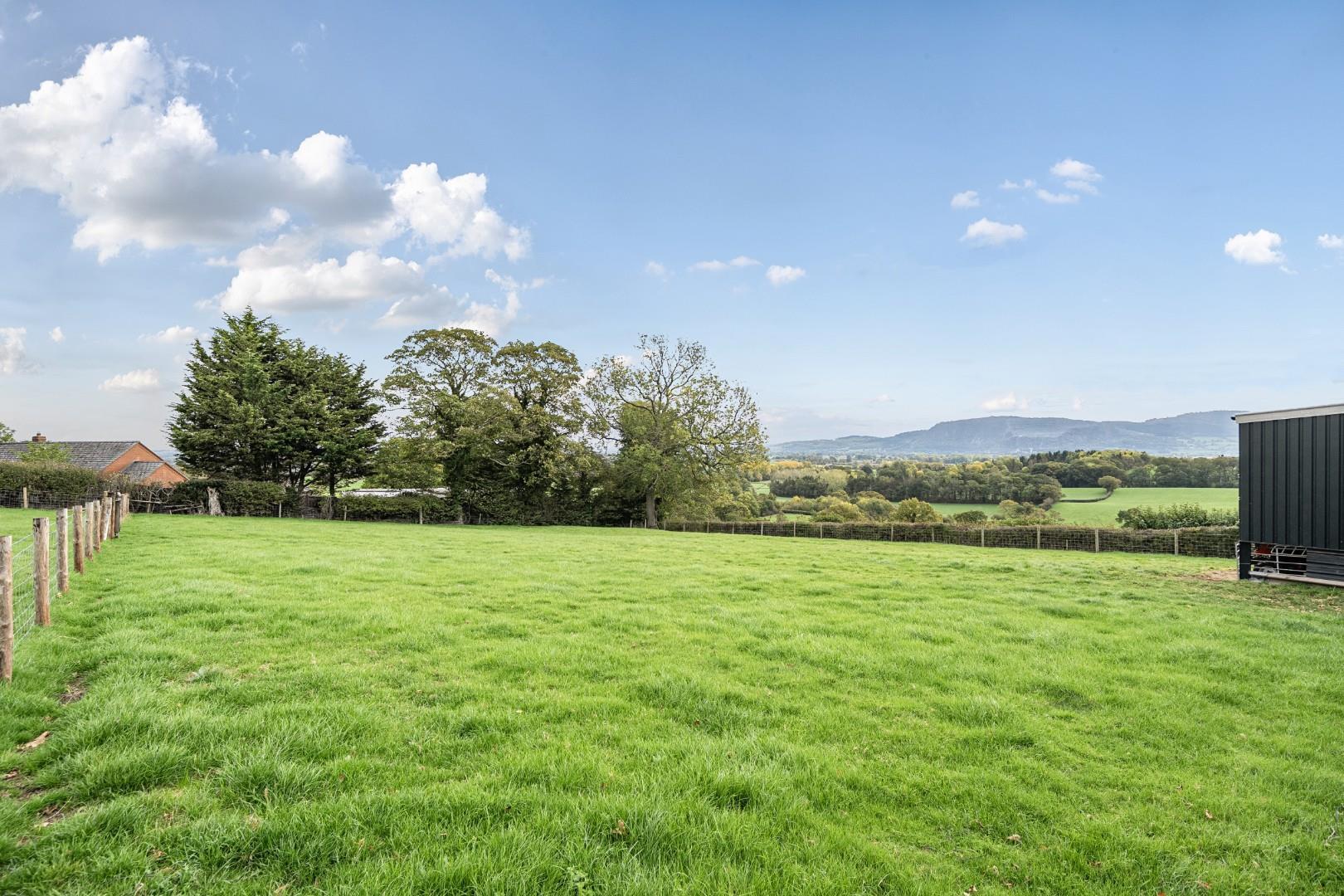 Property Image 4c5b049d-4f65-4c69-9045-5f2114f8bd73