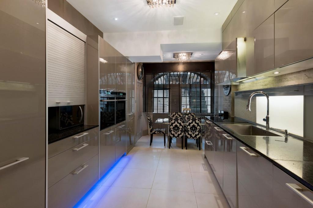 Property Image 4c5c2d38-4d8e-45a8-beac-8309a1f00c4c