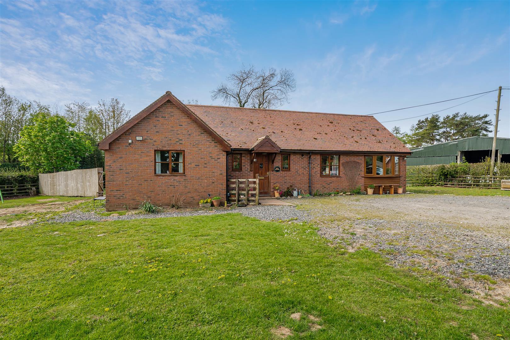 Property Image 4c6aa35f-f289-4bc1-b704-3633386272a4