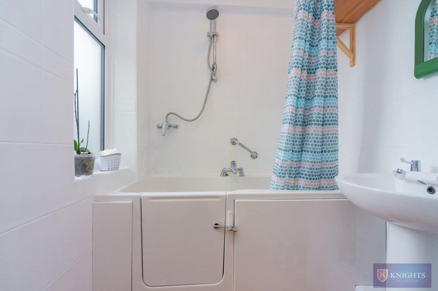 Property Image 4c76b673-2f7e-48d2-9284-c9c0ad042662