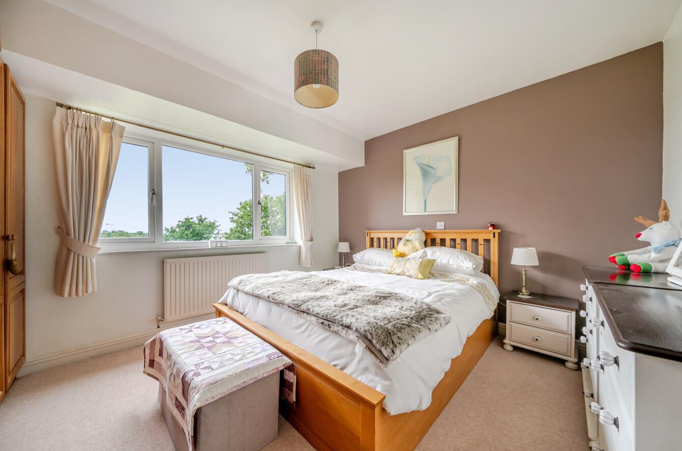 Property Image 4c87df93-65d6-40df-990d-b7a4a6ff1c68