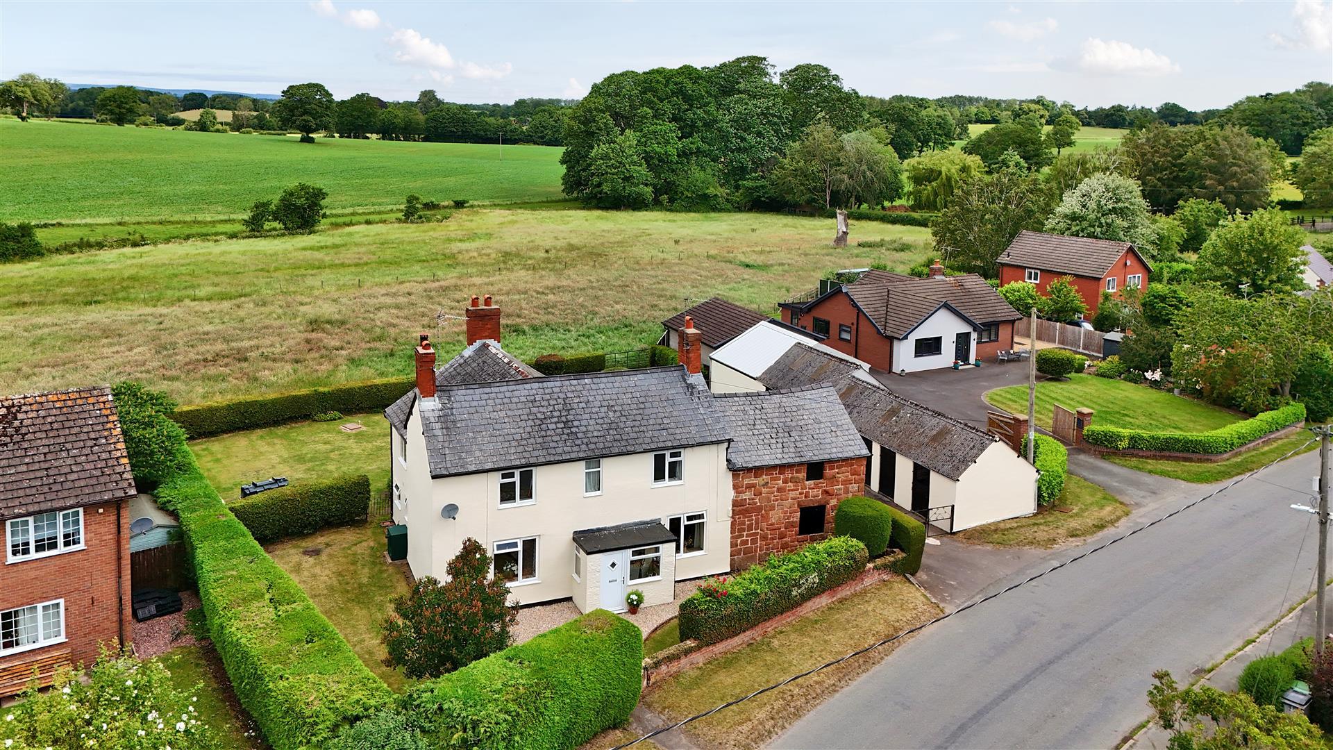 Property Image 4c9c7084-ef5f-408b-9d11-64cad5d95e54