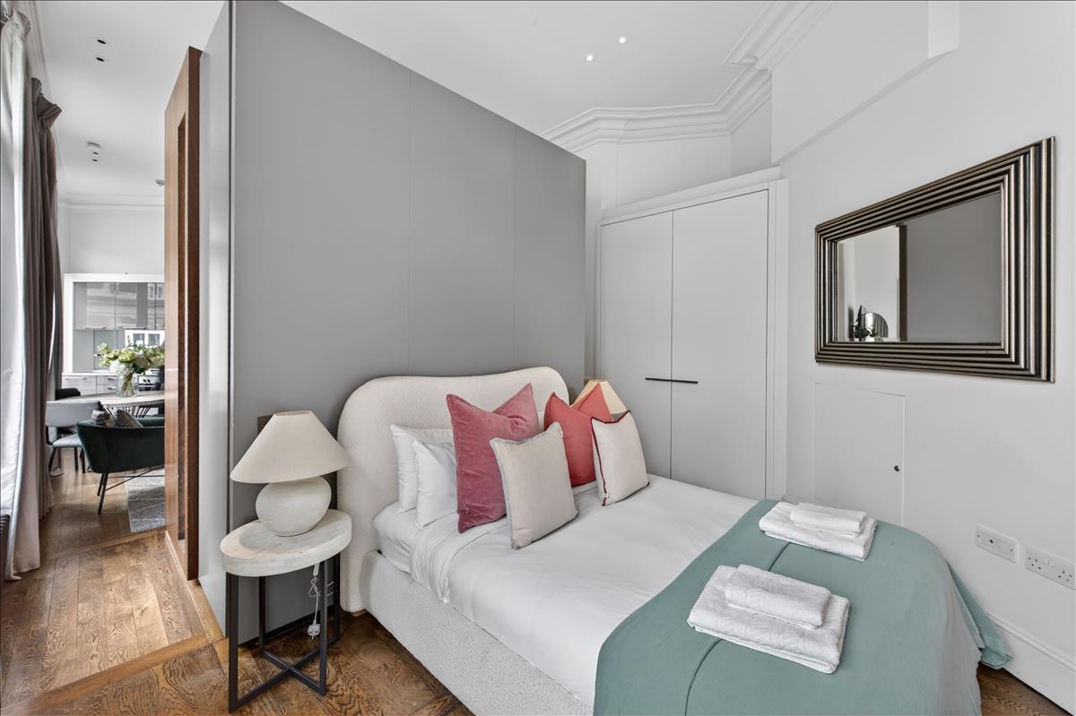 Property Image 4ca94005-e0c9-44c7-9e82-81f5d85512be