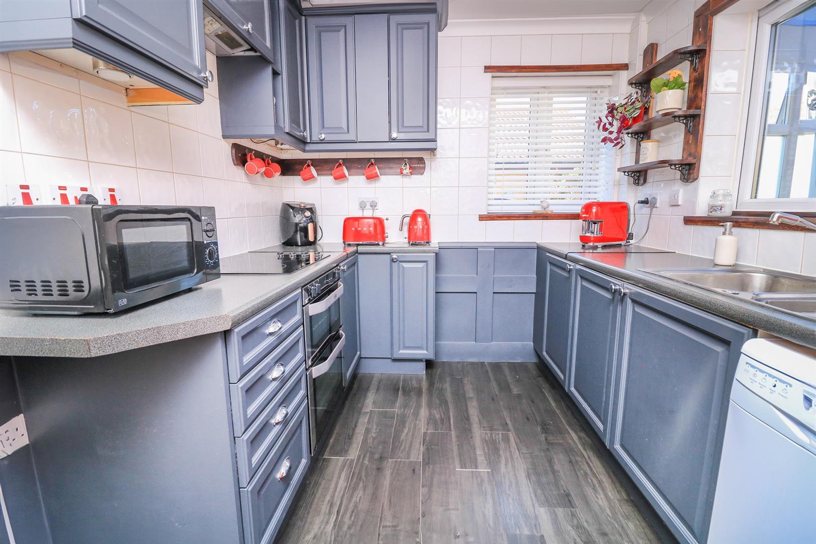 Property Image 4caaf12d-9d96-4e4d-8c9c-9a79835838a9