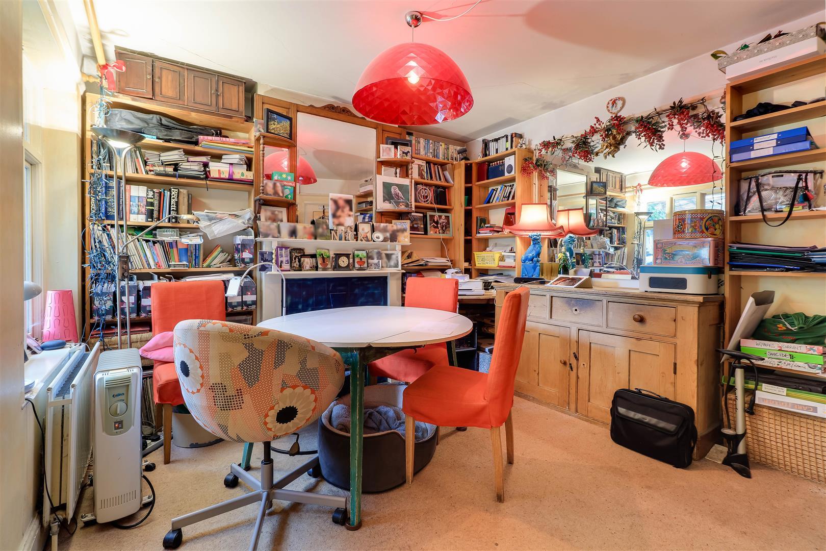 Property Image 4cbfee70-afca-427d-b7dc-3b262d3ffbf8