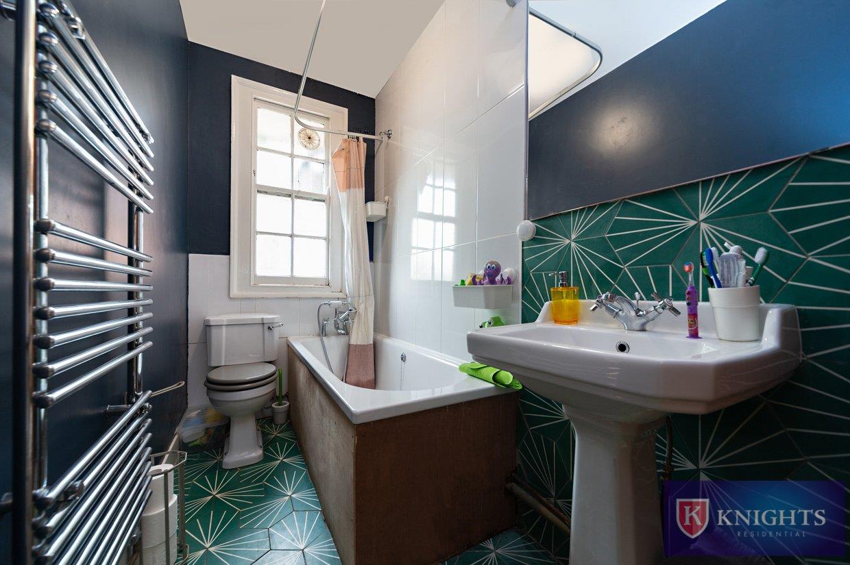 Property Image 4ccc04e9-46f2-4246-8298-184d74fb3339