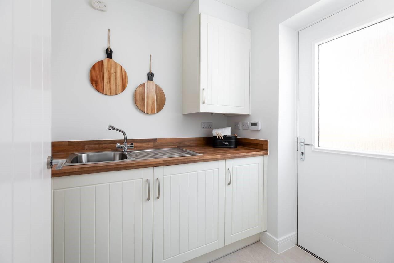 Property Image 4ccfc8f6-15e6-49a4-a987-d850832b5ba0