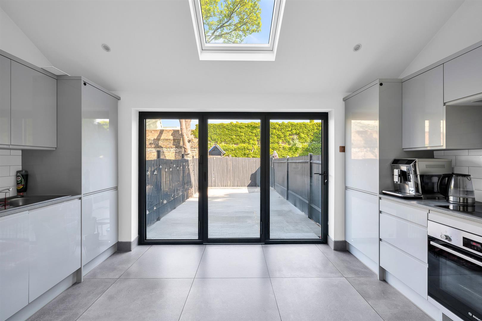 Property Image 4cd5af6c-6748-4d8d-80f1-39312cc3fe19