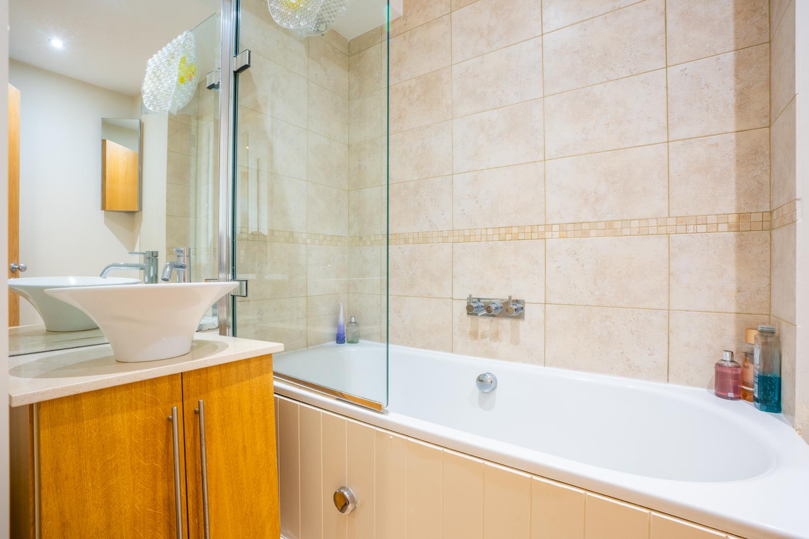 Property Image 4cddb094-c050-4e3d-9c8f-05adcb6692f5