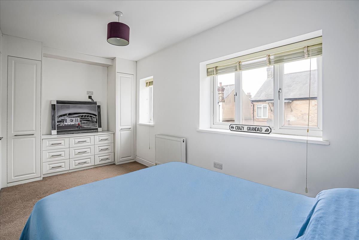 Property Image 4ce6c889-3945-425b-85df-a56713970981