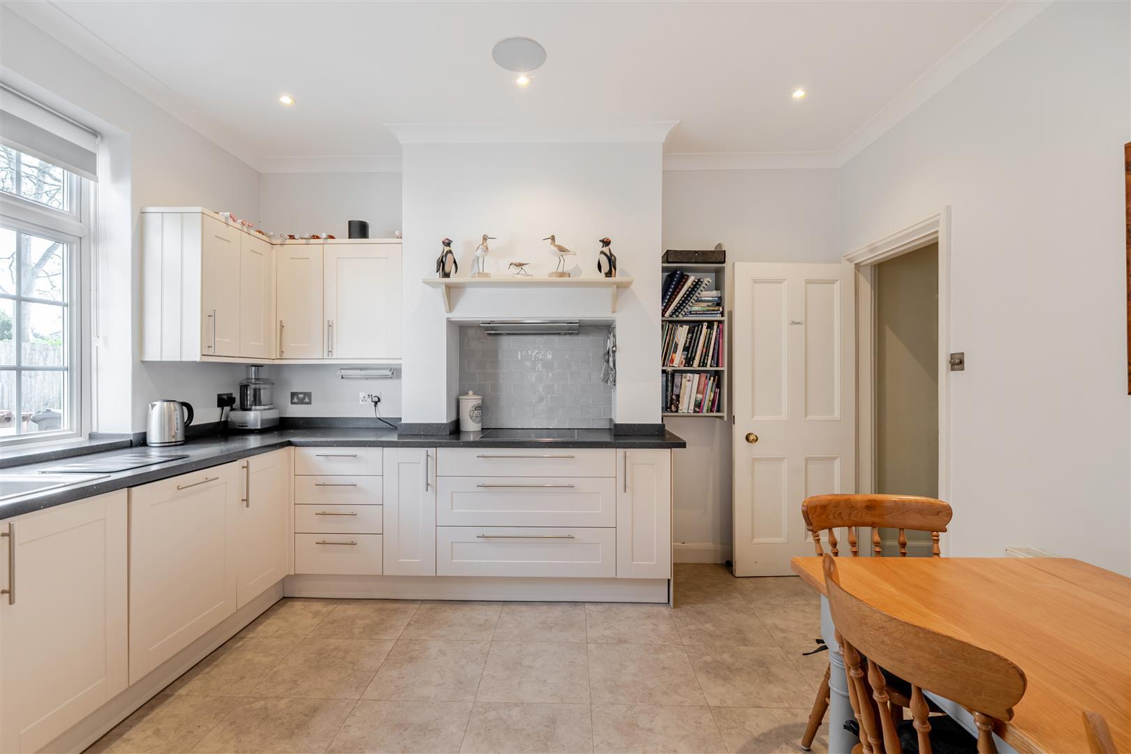 Property Image 4d197b95-a4c0-4f68-996b-ffd8e58bedae