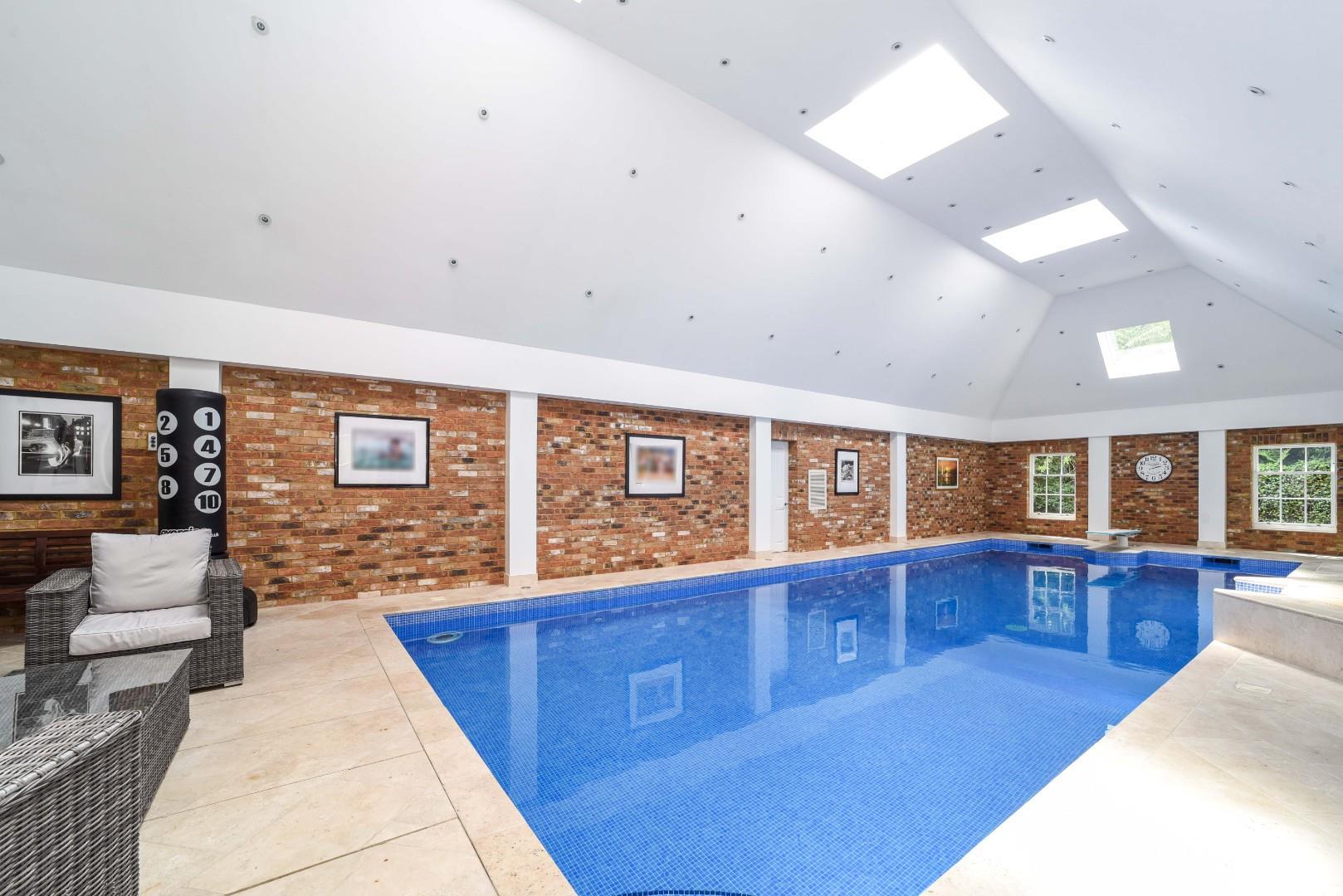 Property Image 4d19e261-72c6-4f81-aa4d-6b14c1a18332