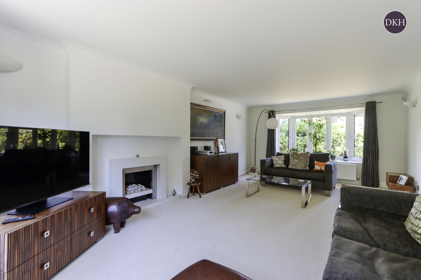 Property Image 4d295152-e842-4b37-8a99-6ea2cdc4663a