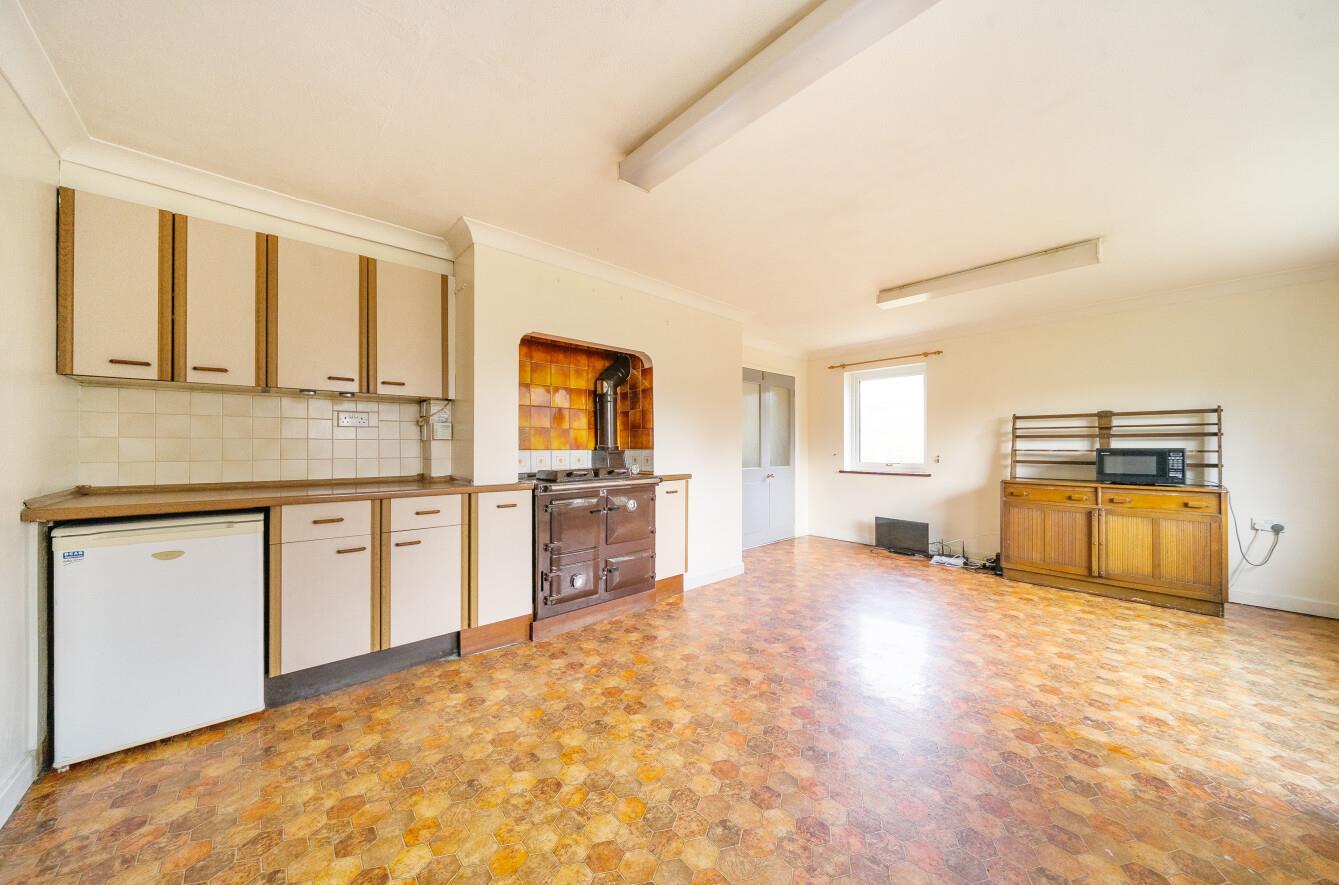 Property Image 4d3237d4-7c53-4a63-afec-c267355001b7