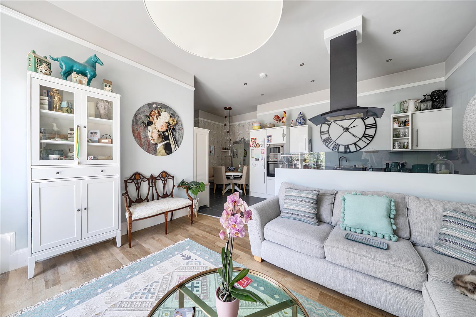 Property Image 4d42ee44-984e-4ce5-bae8-21e7bf09a7e2