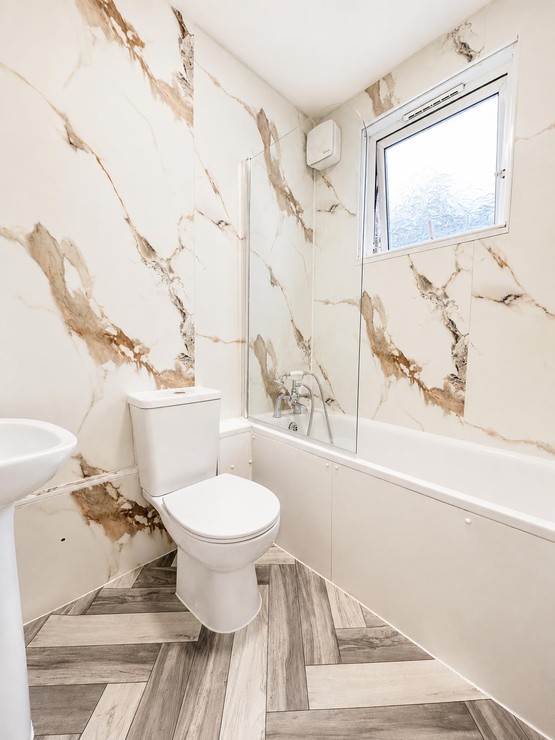 Property Image 4d6216a0-81ee-4e84-9b80-c2259ac01630