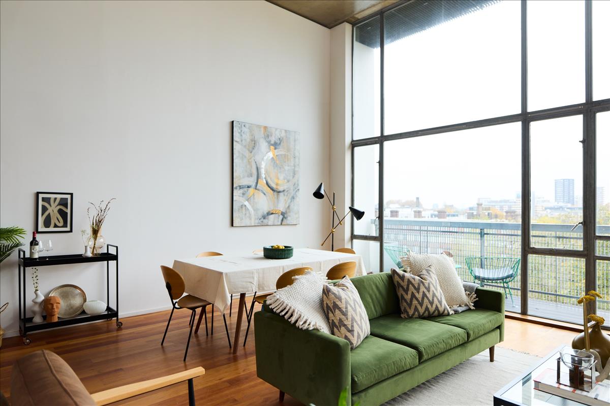 Property Image 4d659722-f3ec-41bd-9c6b-c8b85e0d5a11