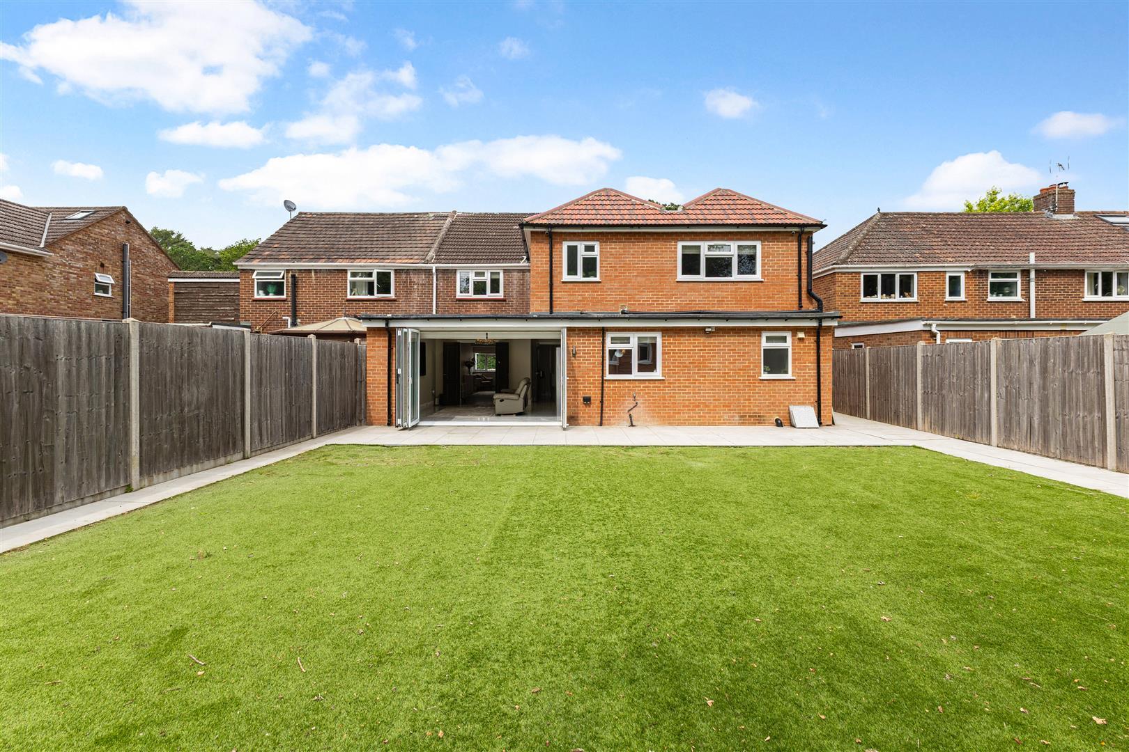 Property Image 4d67bdf1-badc-433c-b5c2-510a98ac4675