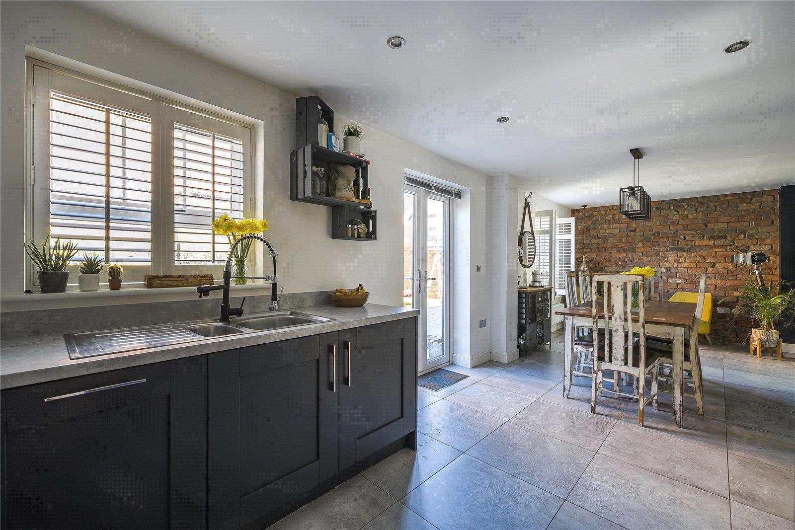 Property Image 4d6d12ec-fdb0-4aa6-986c-16bbbfa65030