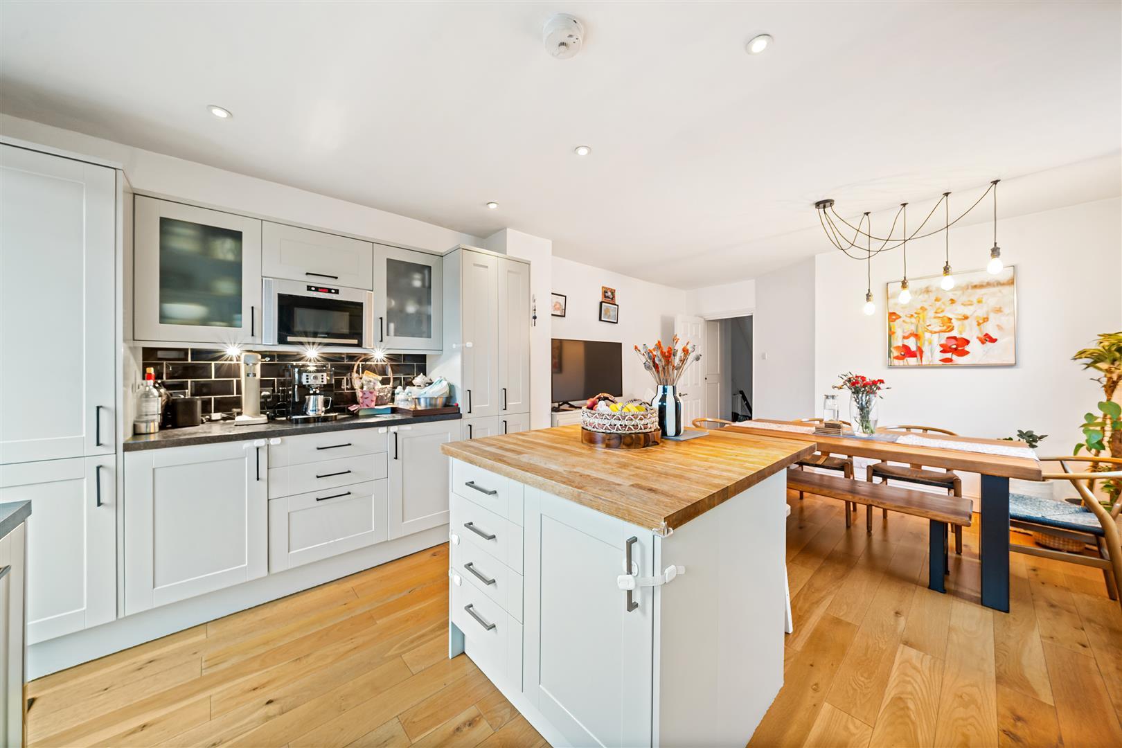 Property Image 4d72b214-d096-43c1-84d2-e53a73f9275f
