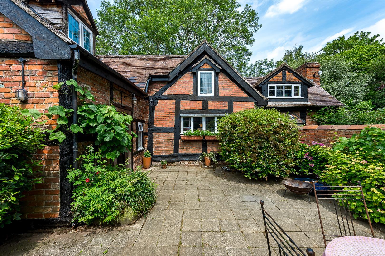 Property Image 4d7de759-1709-4b87-8771-1a85feb68424