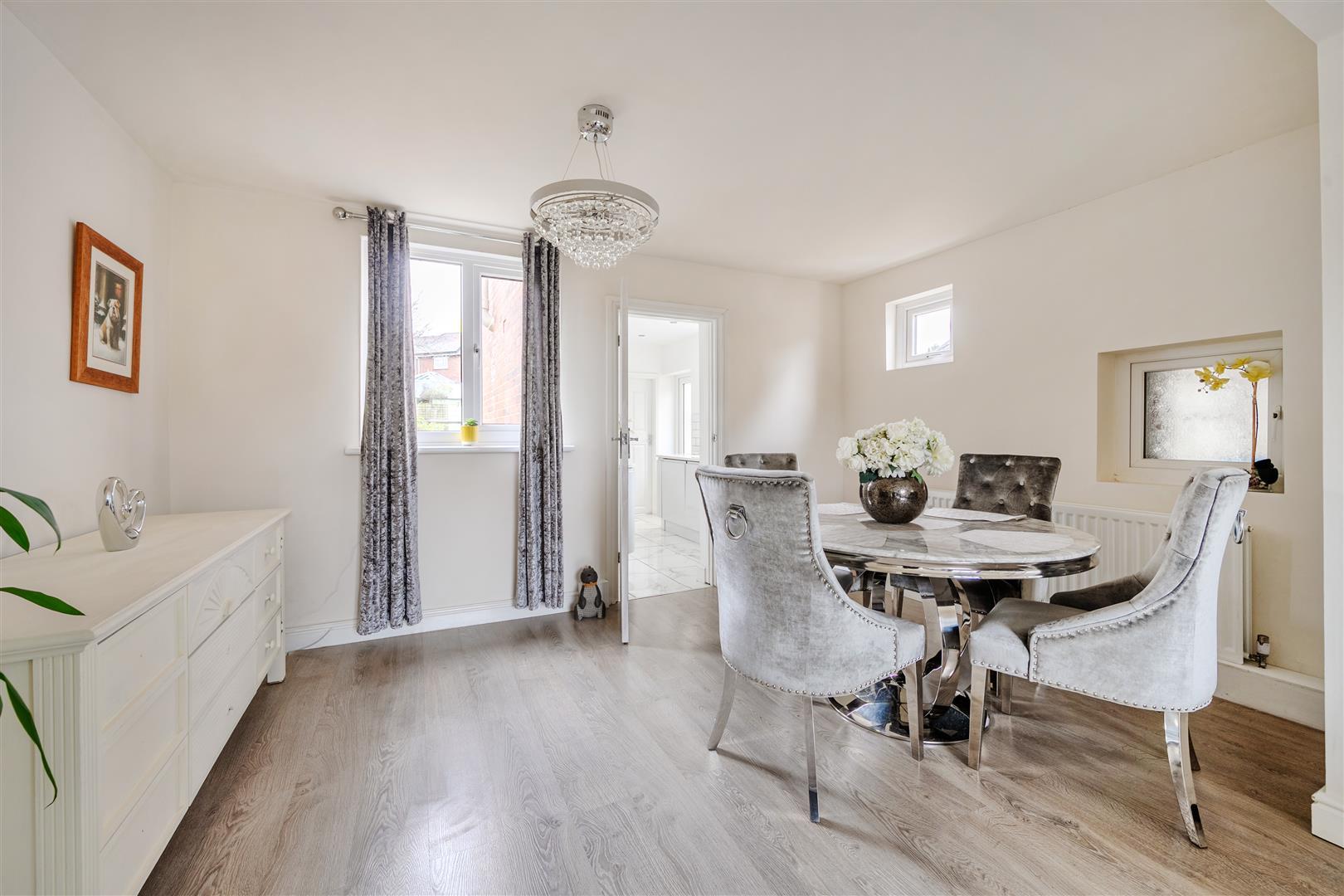 Property Image 4d895724-b31b-423c-a354-63f643978b17