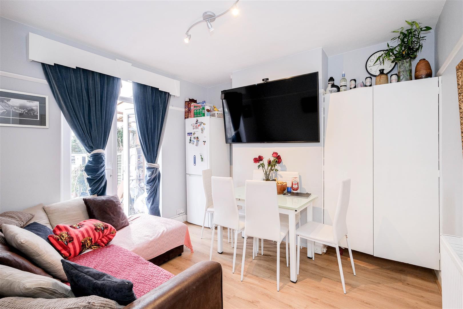 Property Image 4d8cdc6e-b0e3-4b8c-9d6c-38d9d4dbf231