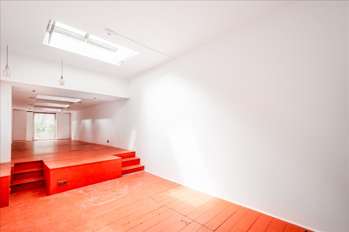 Property Image 4d906fbf-2e60-4a82-a84a-d3f892f718d4