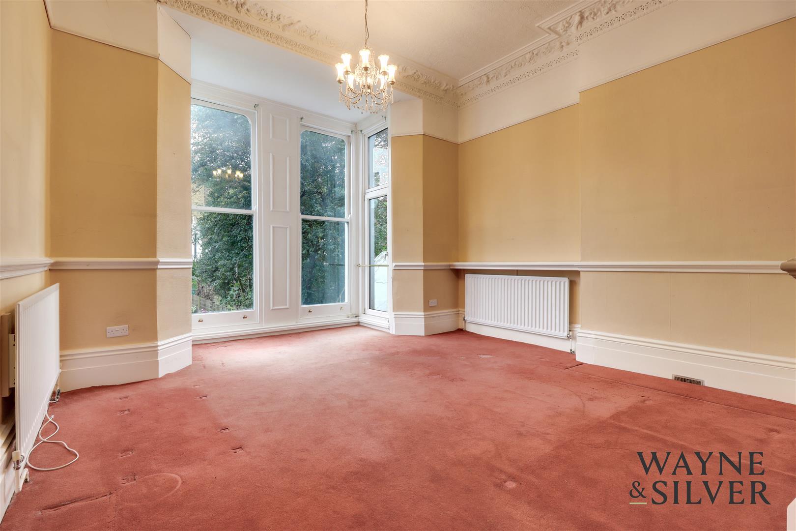 Property Image 4d90bf54-4f7c-48cd-93f7-fe3e854f4f2c