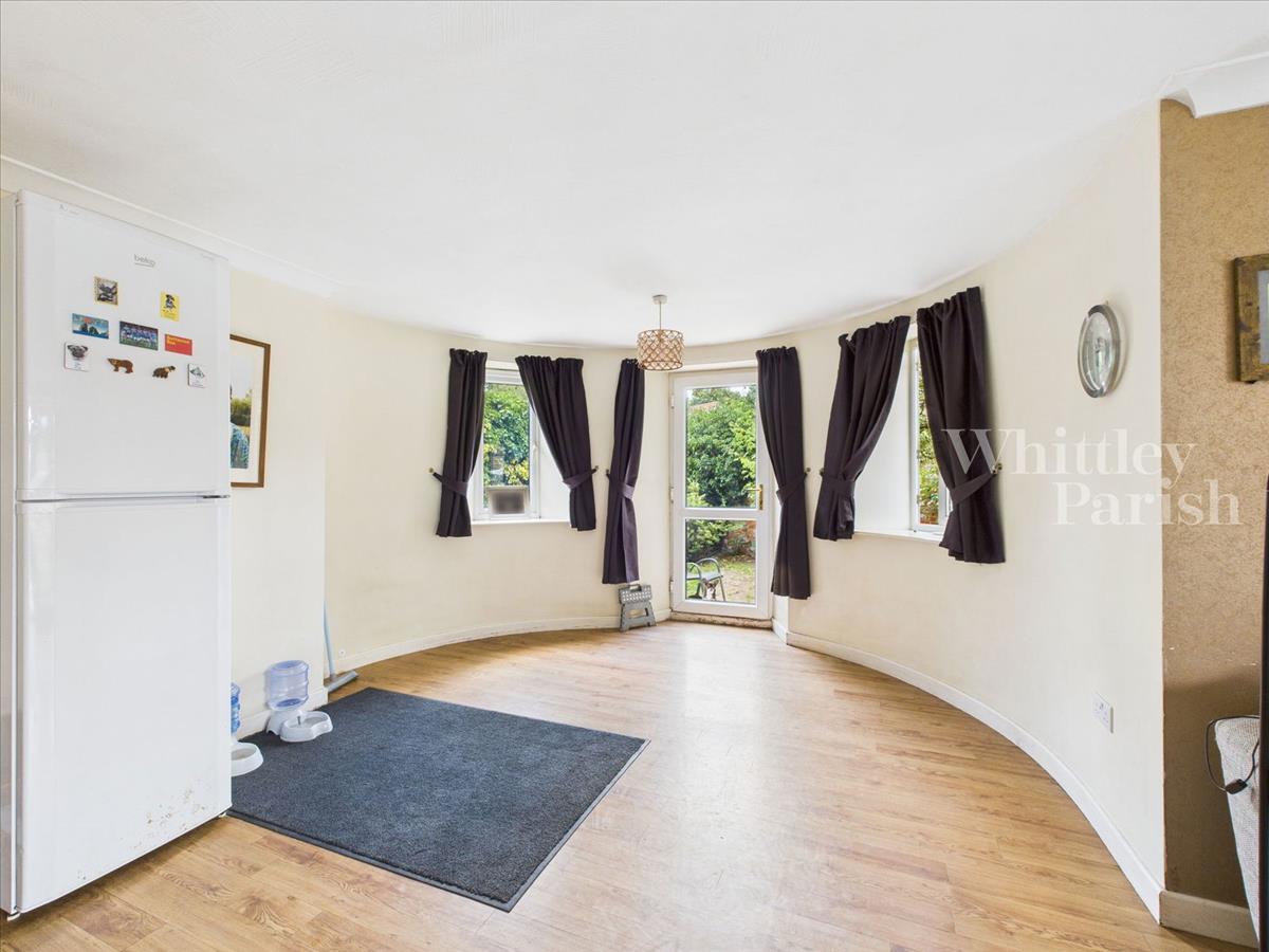 Property Image 4da5b96c-7e68-4560-9c9b-0691a1ce0c11